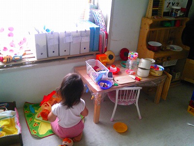 この写真も以前の写真。yu-kaの遊びはやっぱり女の子らしいです。